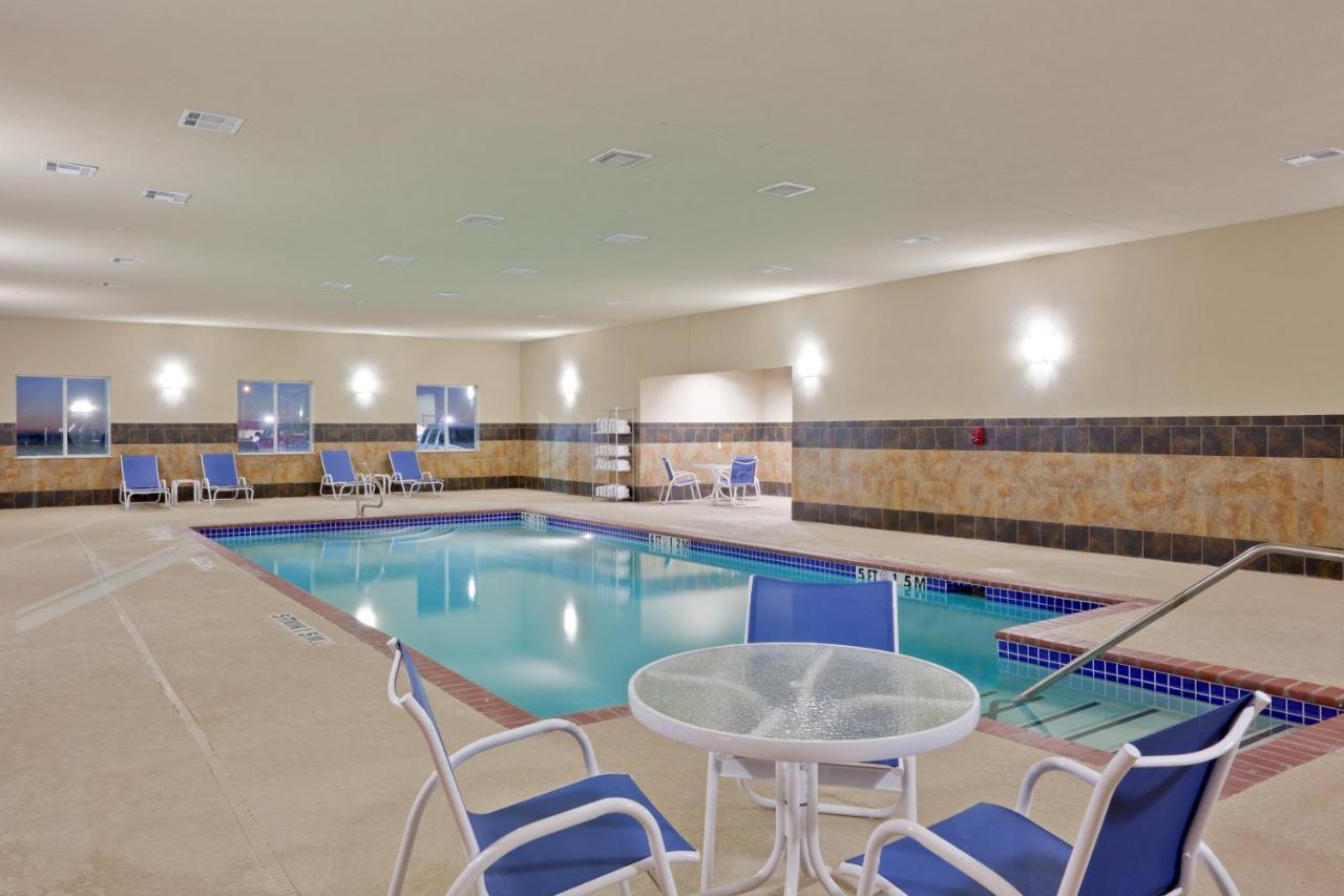 Holiday Inn Express Hotel & Suites Dumas By Ihg Exteriör bild